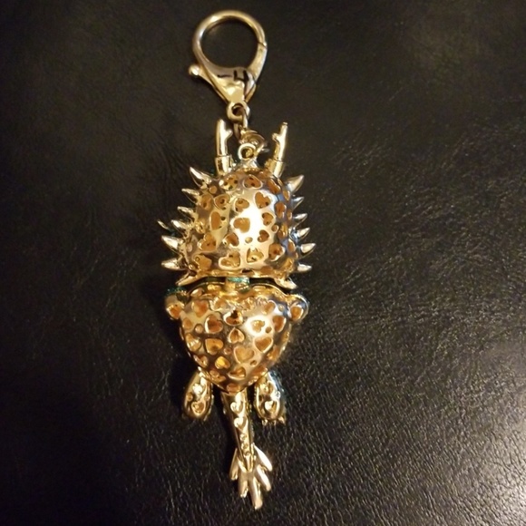 Keychain - Picture 2 of 3